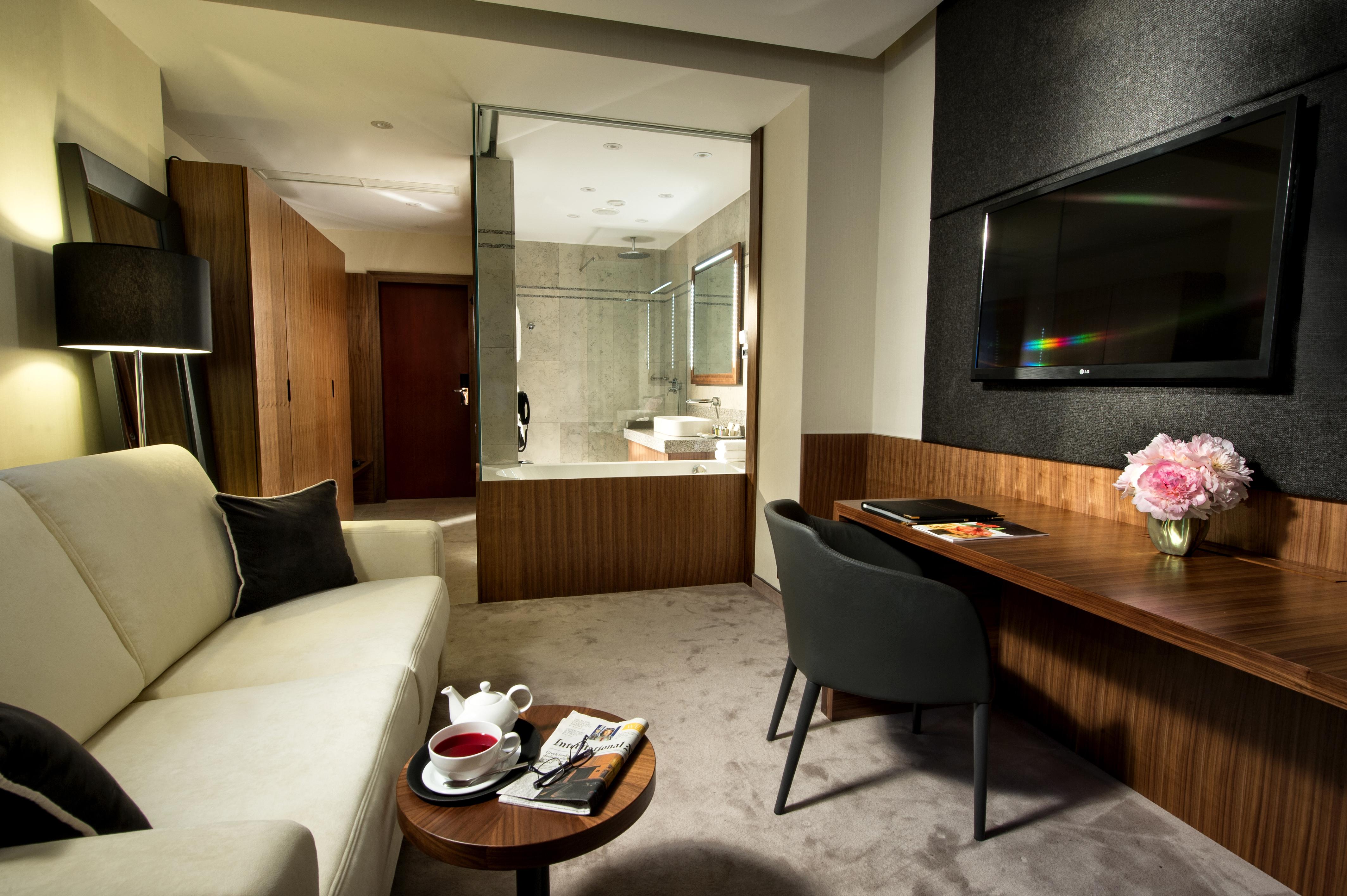 เบสต์ เวสเทิร์น พรีเมียร์ โฮเทล สลอน  Hotel ลูบลิยานา ภายนอก รูปภาพ