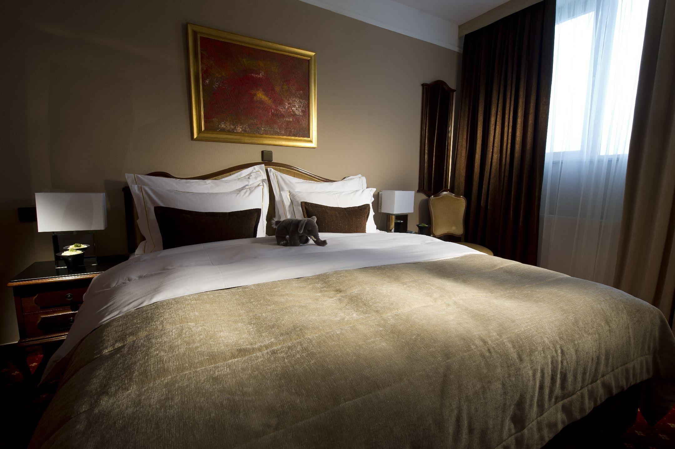 เบสต์ เวสเทิร์น พรีเมียร์ โฮเทล สลอน  Hotel ลูบลิยานา ภายนอก รูปภาพ
