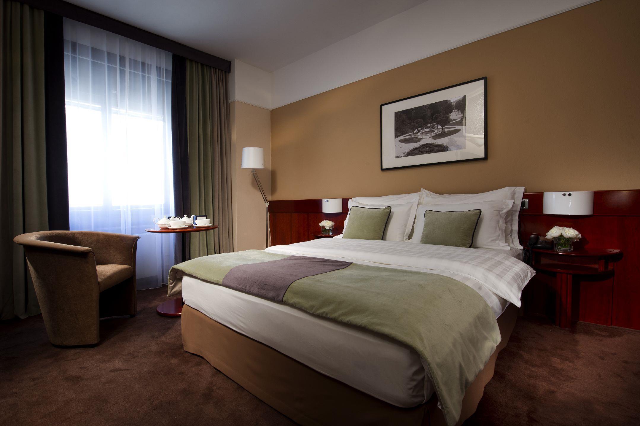 เบสต์ เวสเทิร์น พรีเมียร์ โฮเทล สลอน  Hotel ลูบลิยานา ภายนอก รูปภาพ