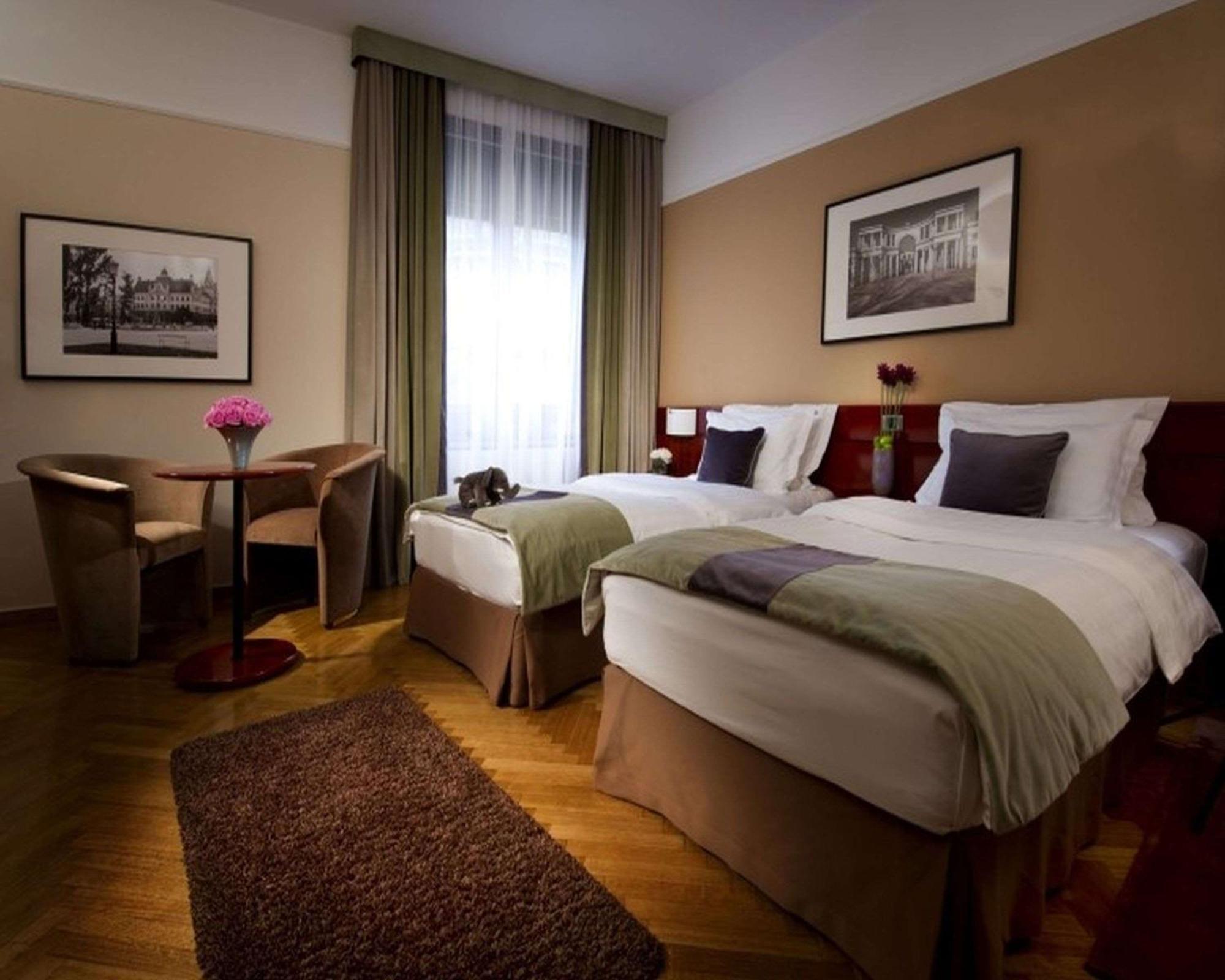 เบสต์ เวสเทิร์น พรีเมียร์ โฮเทล สลอน  Hotel ลูบลิยานา ภายนอก รูปภาพ
