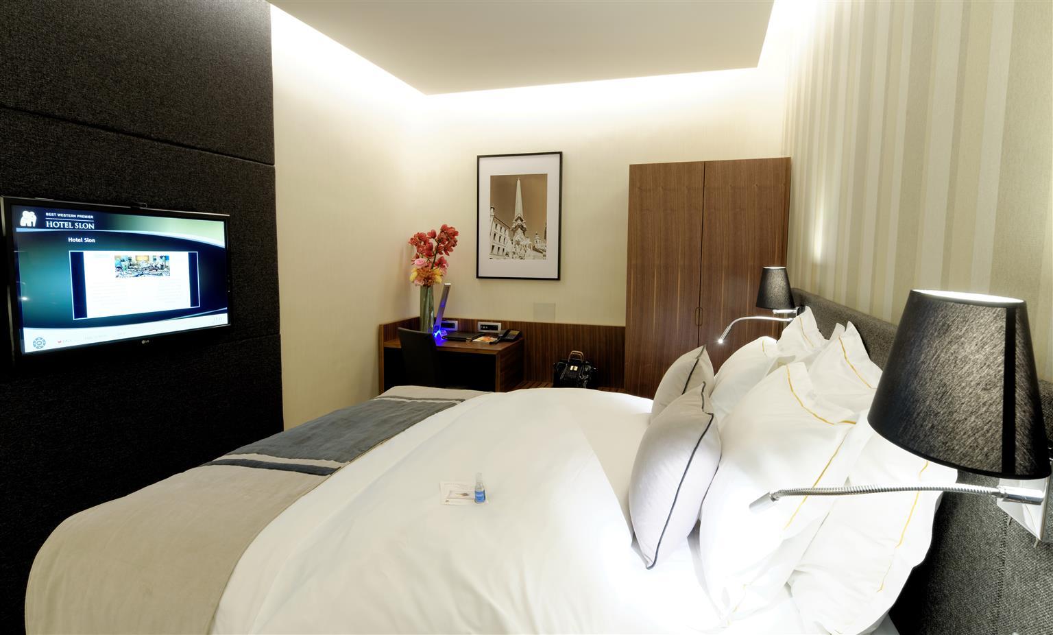 เบสต์ เวสเทิร์น พรีเมียร์ โฮเทล สลอน  Hotel ลูบลิยานา ภายนอก รูปภาพ