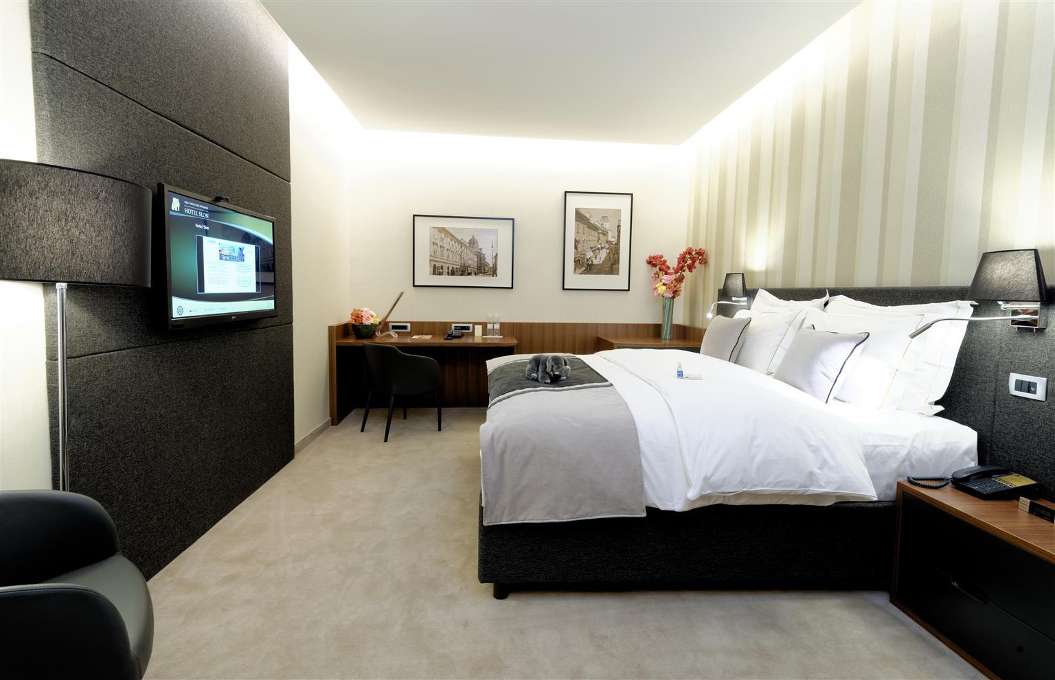 เบสต์ เวสเทิร์น พรีเมียร์ โฮเทล สลอน  Hotel ลูบลิยานา ภายนอก รูปภาพ